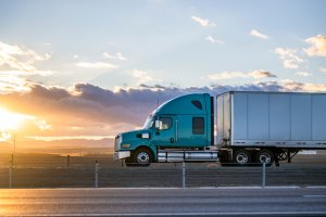 Single Truck Owner Operator on the road